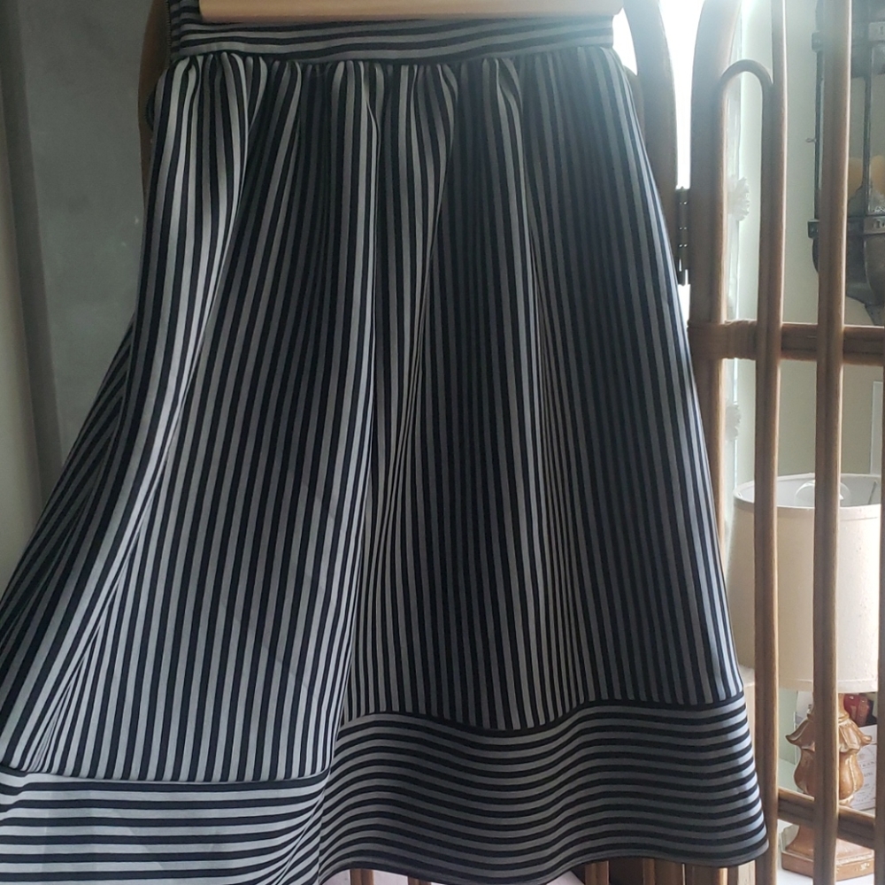 Neoprene knee length skirt